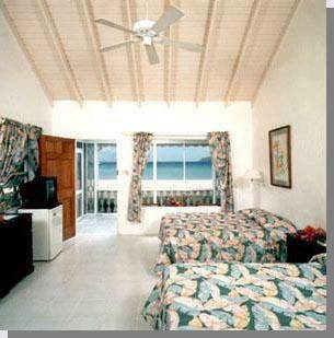 oualie_room.jpg